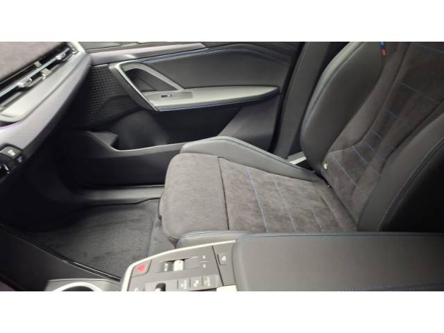 Bmw X1 image 2