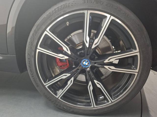 Bmw X5 image 2