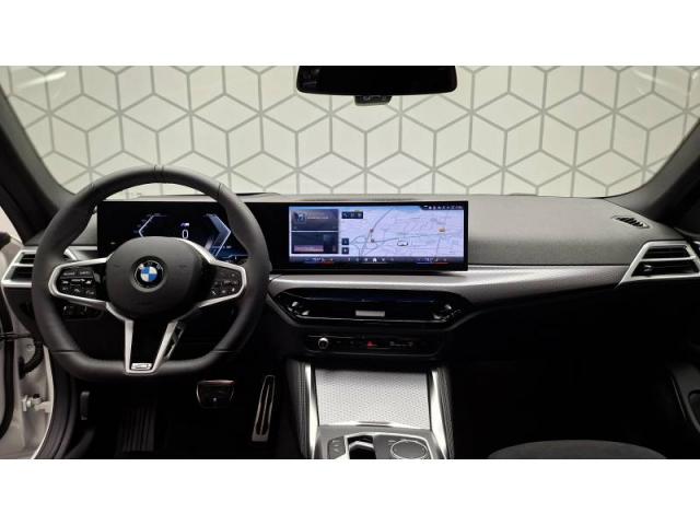 Bmw I4 image 2