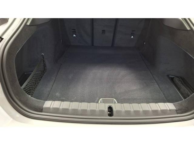 Bmw I4 image 6