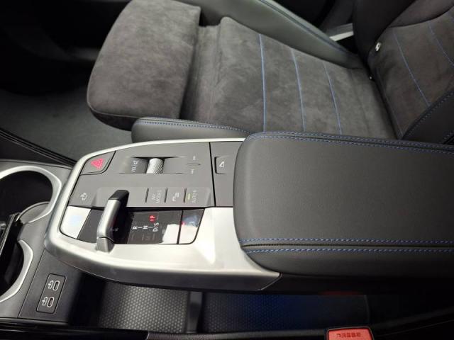 Bmw X1 image 2