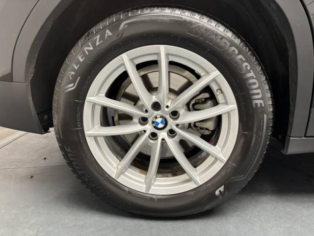 Bmw X4 image 4