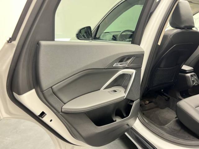 Bmw X1 image 9