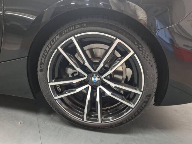 Bmw Z4 image 9