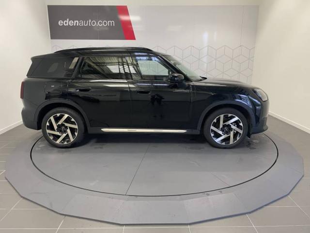 Mini Countryman image 8