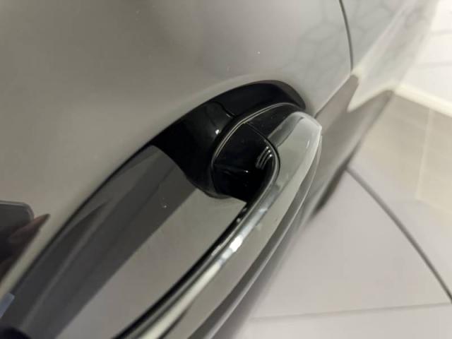Bmw X4 image 8