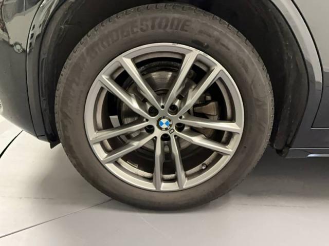 Bmw X4 image 4