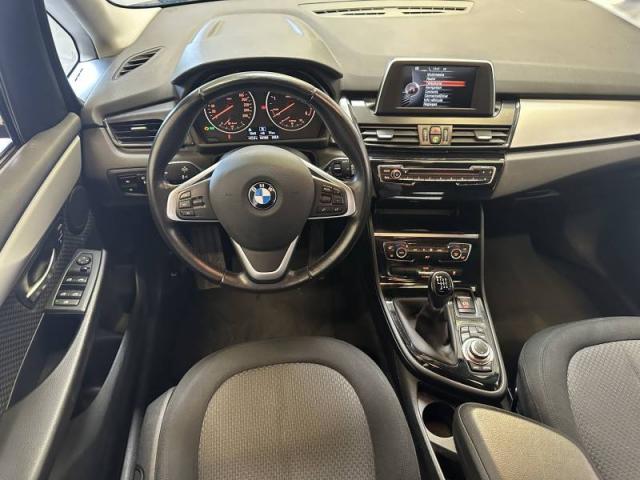 Bmw Serie 2 image 9