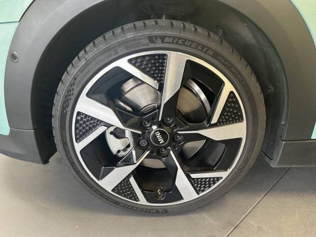 Mini Cooper image 5