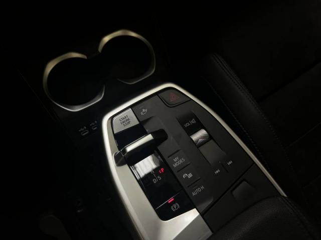 Bmw X1 image 2