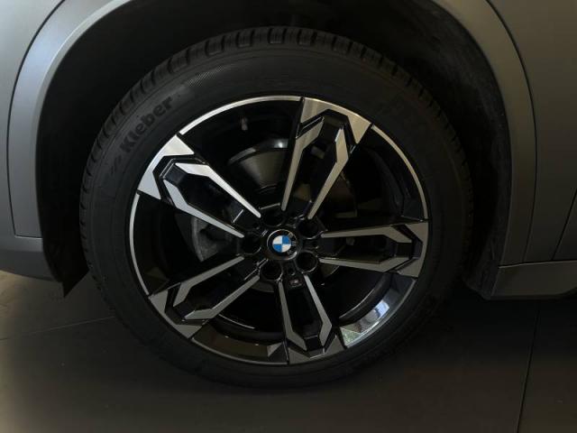 Bmw X1 image 8