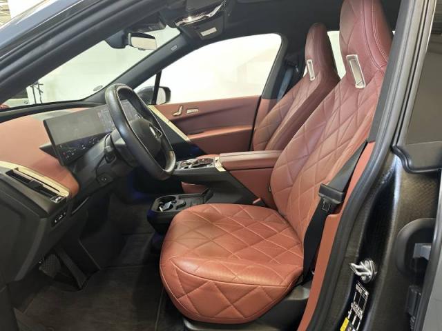 Bmw Ix image 9