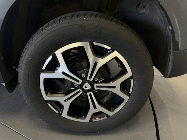 Dacia Duster image 2