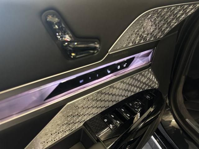 Bmw Série 7 image 4