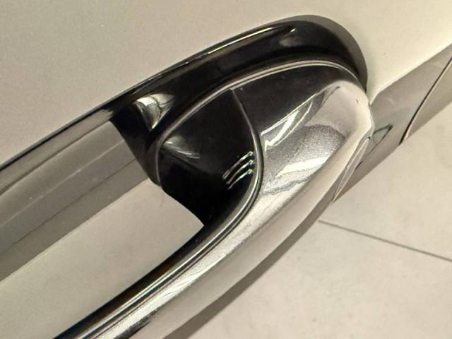 Bmw Série 1 image 9