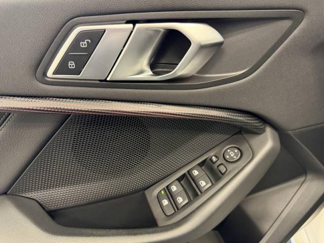 Bmw Série 1 image 1