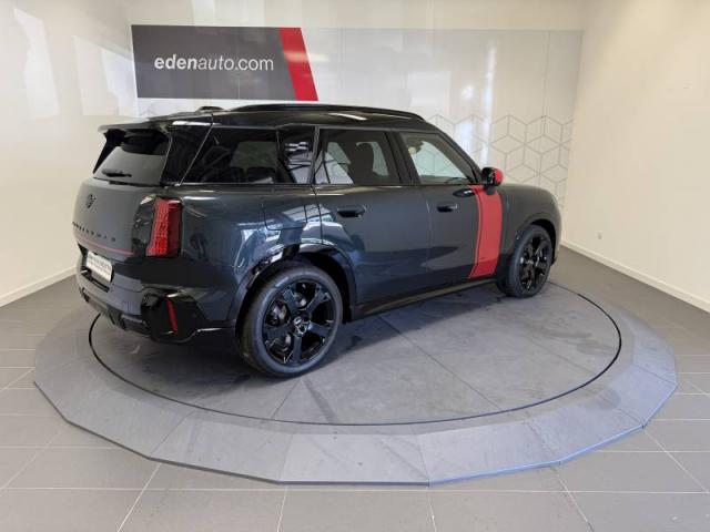 Mini Countryman image 8