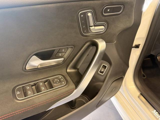 Mercedes Benz Cla image 4