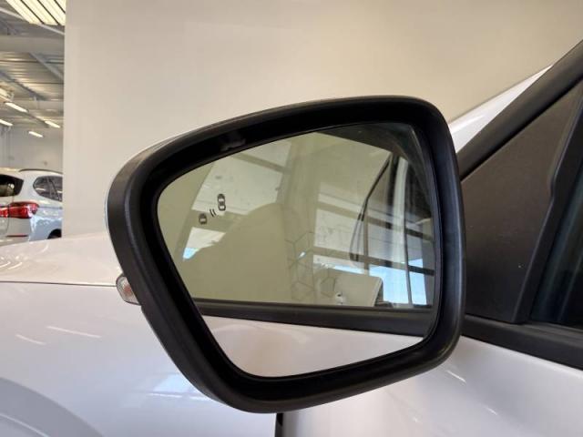 Ford Kuga image 2