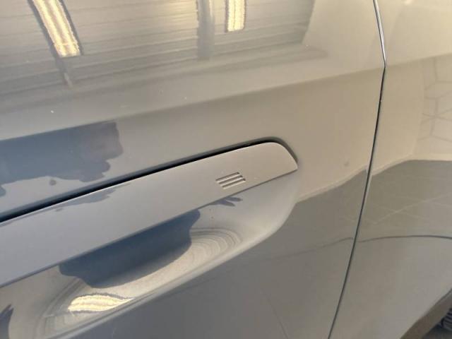 Bmw X1 image 8
