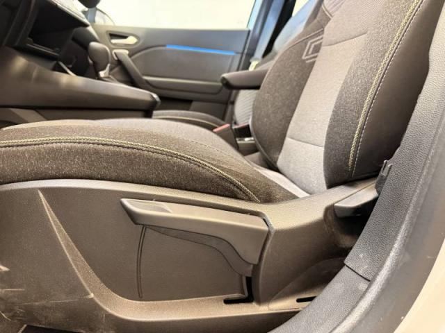 Renault Captur image 1