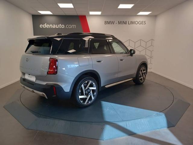 Mini Countryman image 8