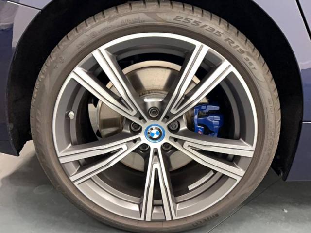 Bmw Série 3 image 8