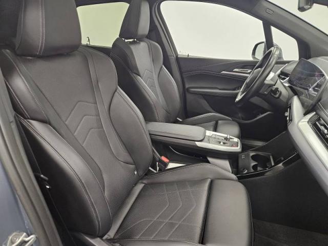 Bmw Serie 2 image 6