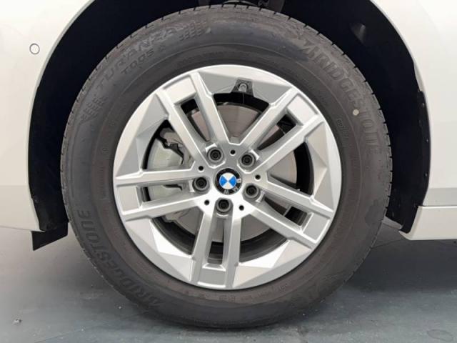 Bmw Serie 2 image 9