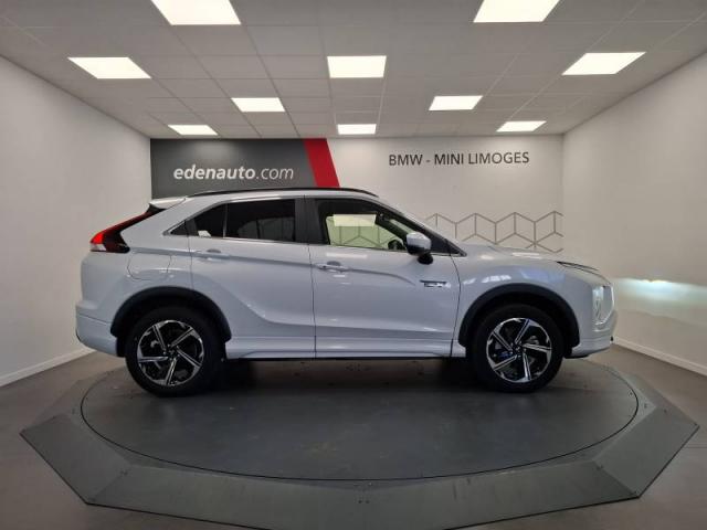 Mitsubishi Eclipse Cross image 9