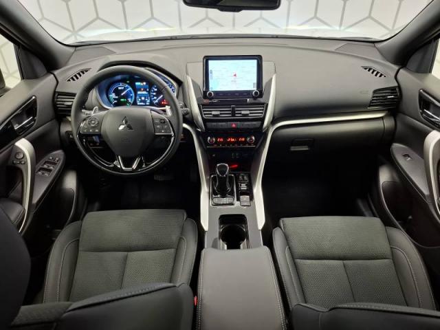 Mitsubishi Eclipse Cross image 6