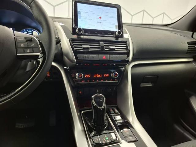 Mitsubishi Eclipse Cross image 7