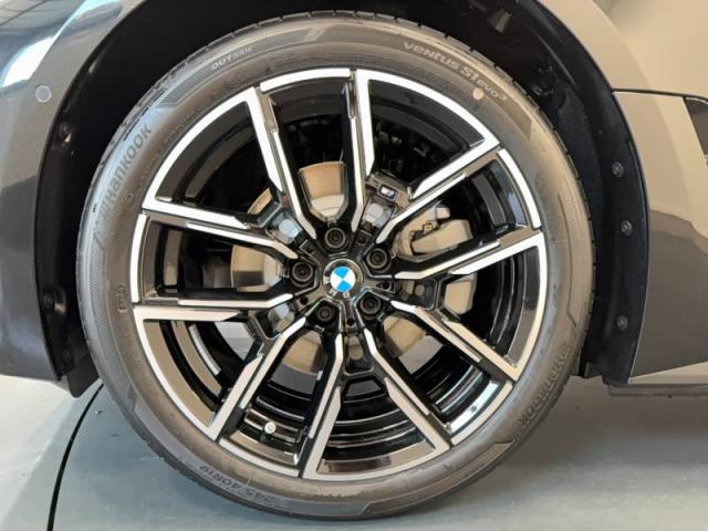 Bmw I4 image 2