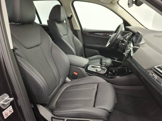 Bmw X3 image 2