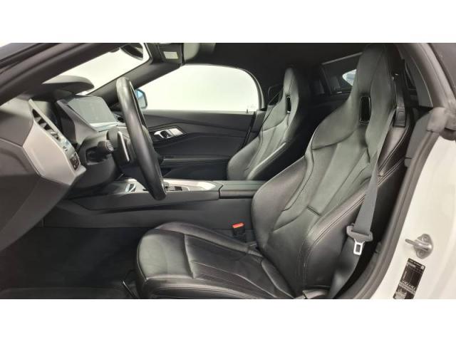 Bmw Z4 image 8