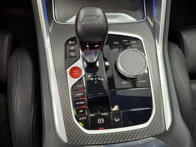 Bmw Xm image 2