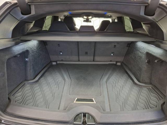Bmw Xm image 3