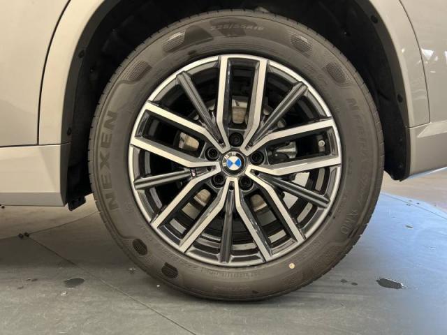 Bmw X1 image 8