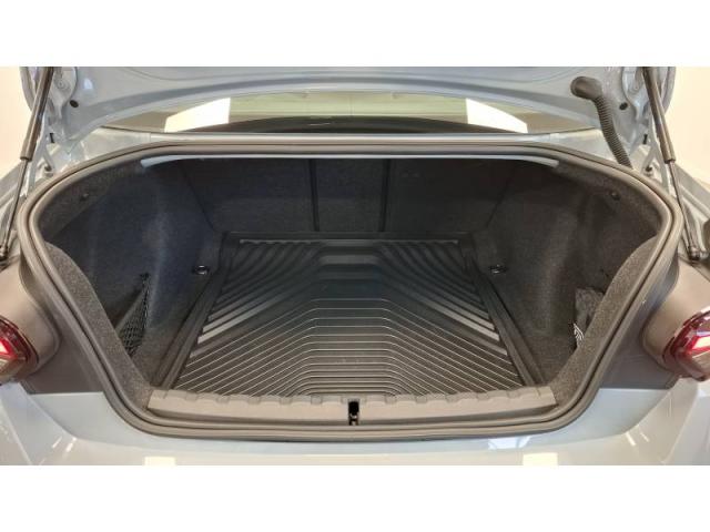 Bmw Serie 2 image 6