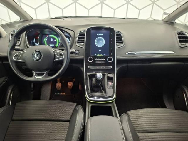 Renault Grand Scénic image 1
