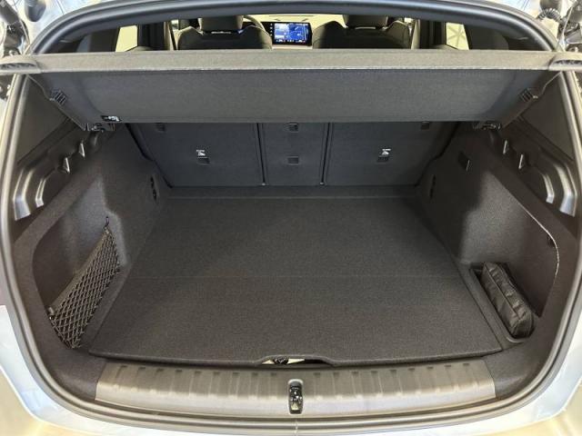 Bmw X1 image 2