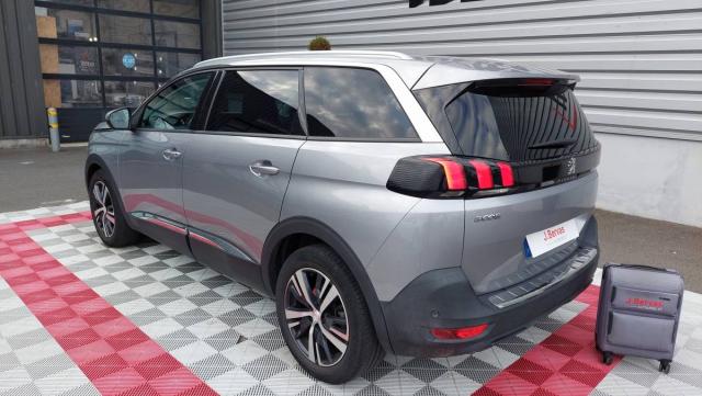 Peugeot 5008 image 5