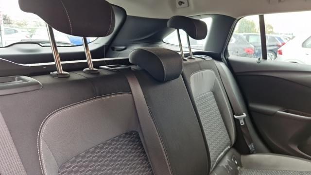 Opel Astra Sports Tourer image 6