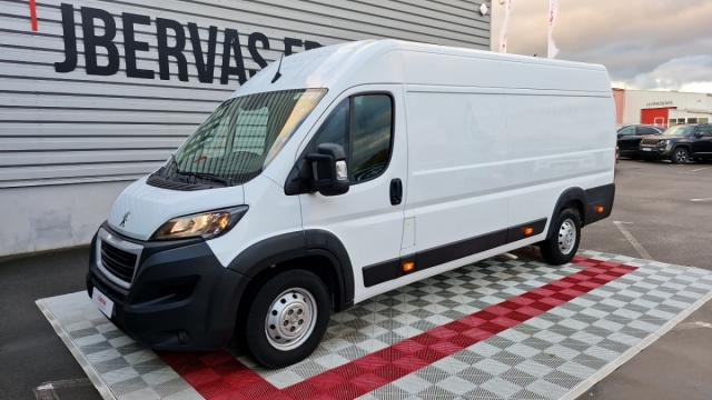 Peugeot Boxer image 1