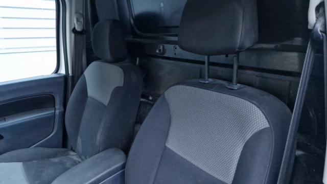 Renault Kangoo Express image 6