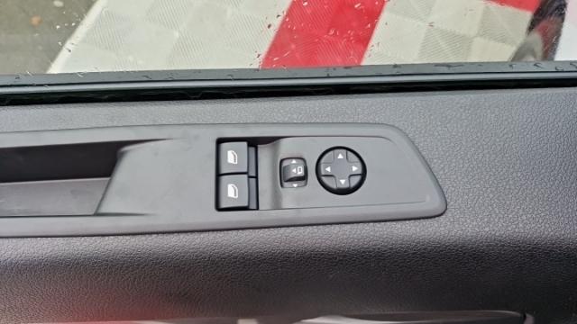 Peugeot Expert image 2