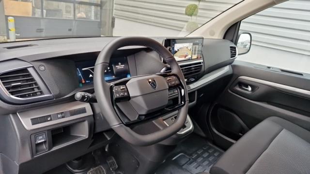 Peugeot Expert image 9