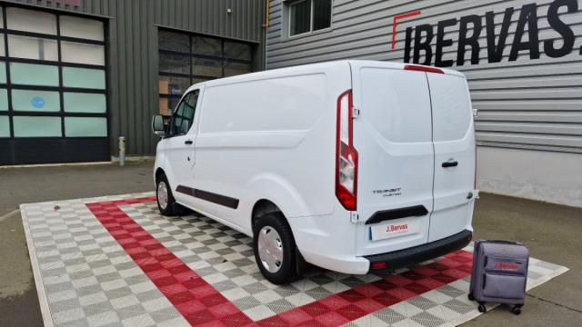 Ford Transit Custom image 6