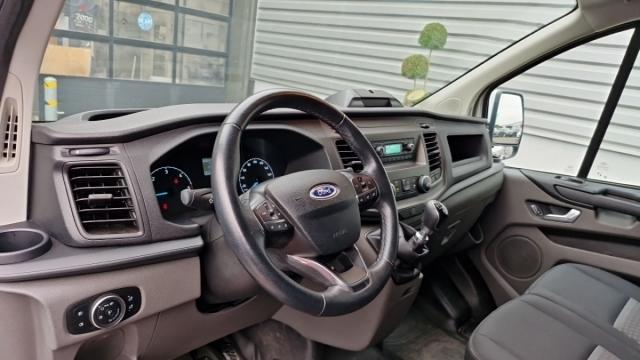 Ford Transit Custom image 4