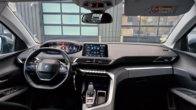 Peugeot 3008 image 9